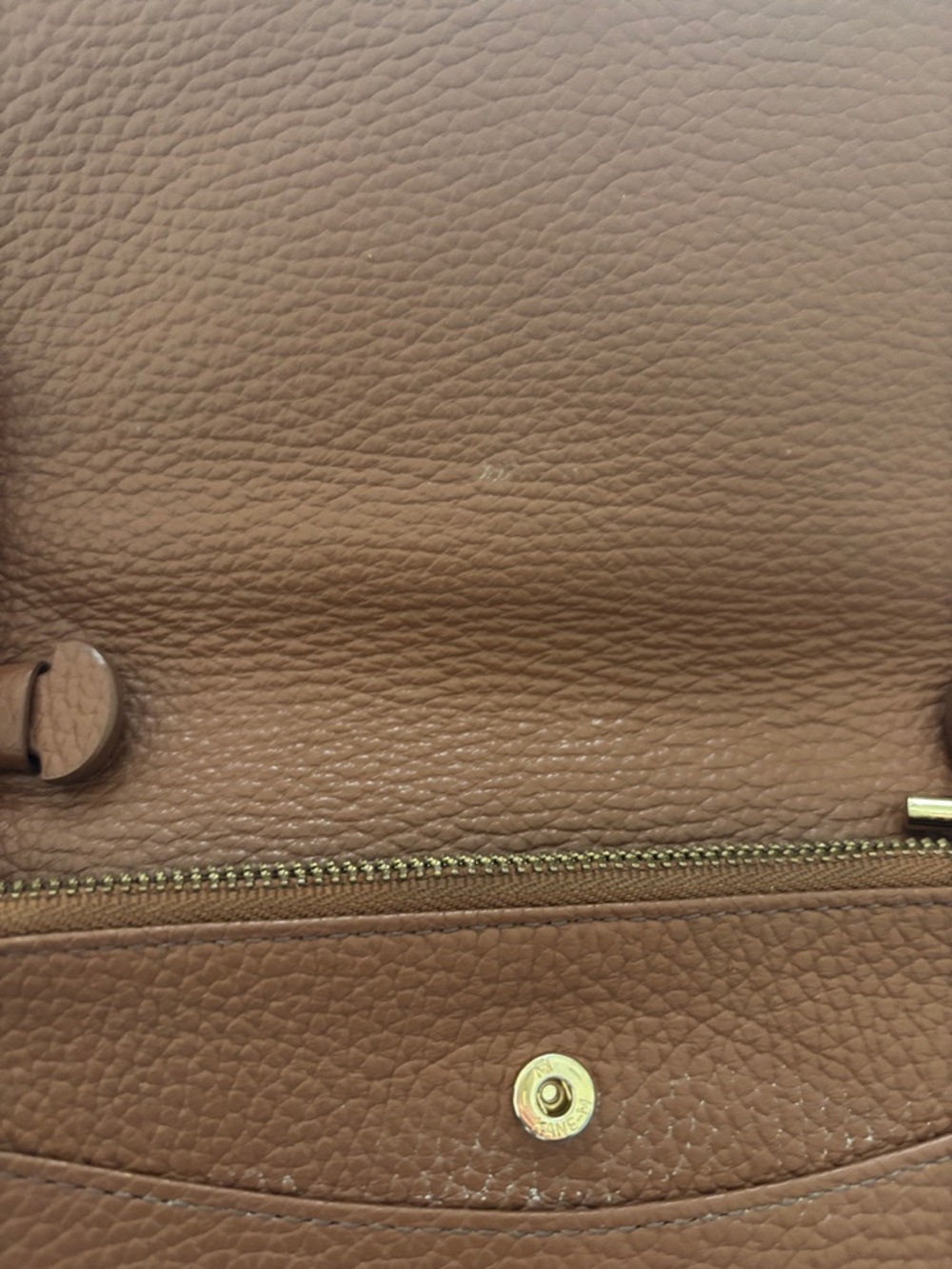Cuyana Pebbled Leather Crossbody Wallet in Caramel Brown with Gold Hardware - Picture 6 of 16